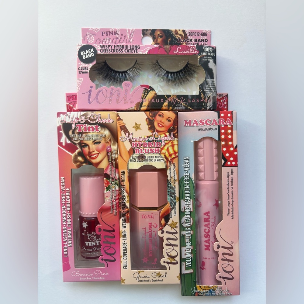 (4) ioni Pink Cowboy Makeup